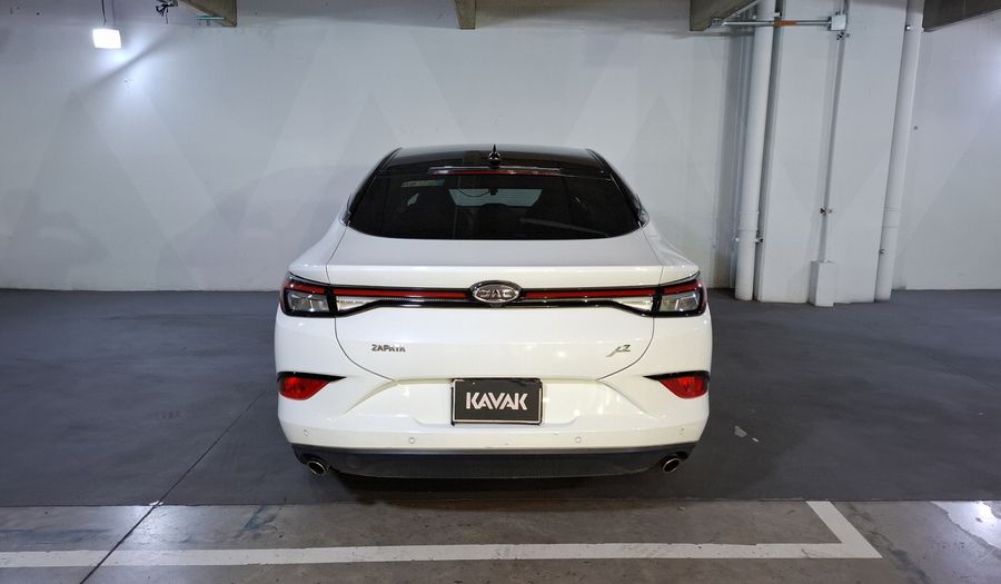 Jac J7 1.5 QUANTUM CVT Hatchback 2022