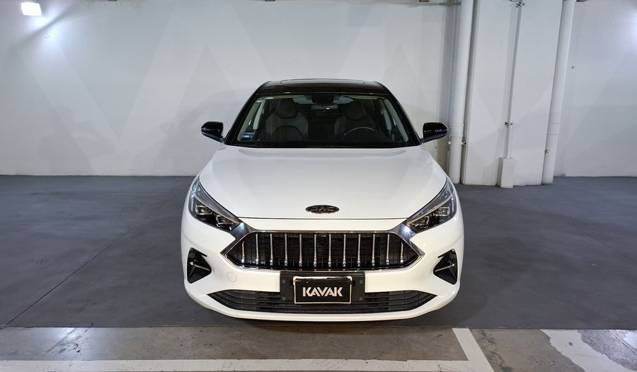 Jac J7 1.5 QUANTUM CVT Hatchback 2022