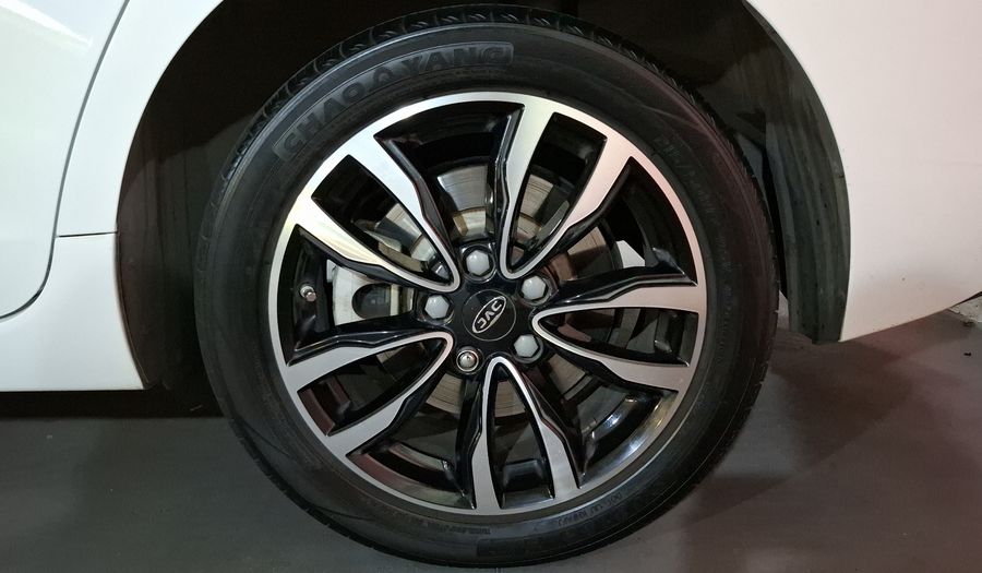 Jac J7 1.5 QUANTUM CVT Hatchback 2022