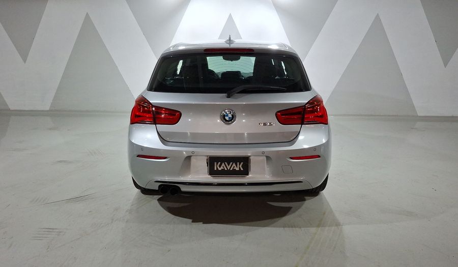 Bmw Serie 1 2.0 120IA SPORT LINE AUTO Hatchback 2017