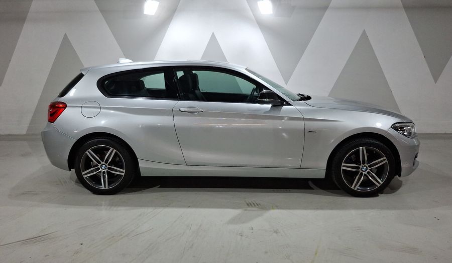 Bmw Serie 1 2.0 120IA SPORT LINE AUTO Hatchback 2017