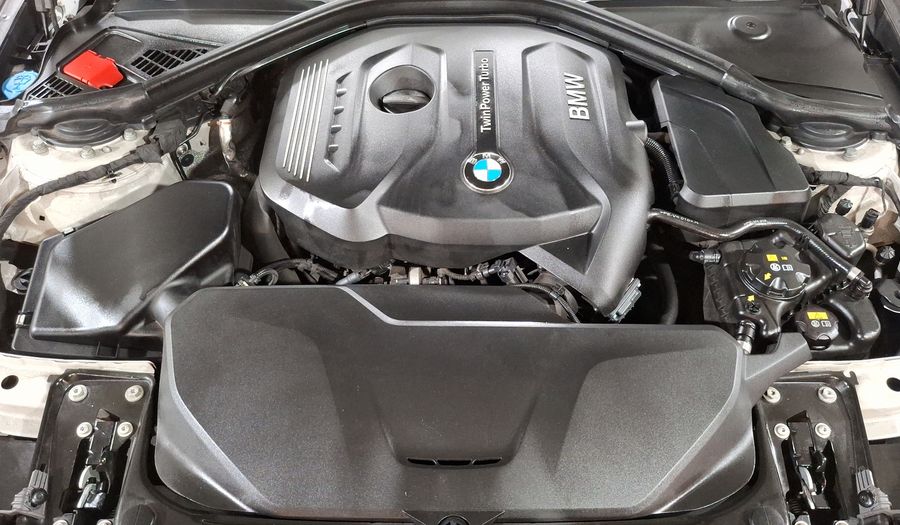 Bmw Serie 1 2.0 120IA SPORT LINE AUTO Hatchback 2017