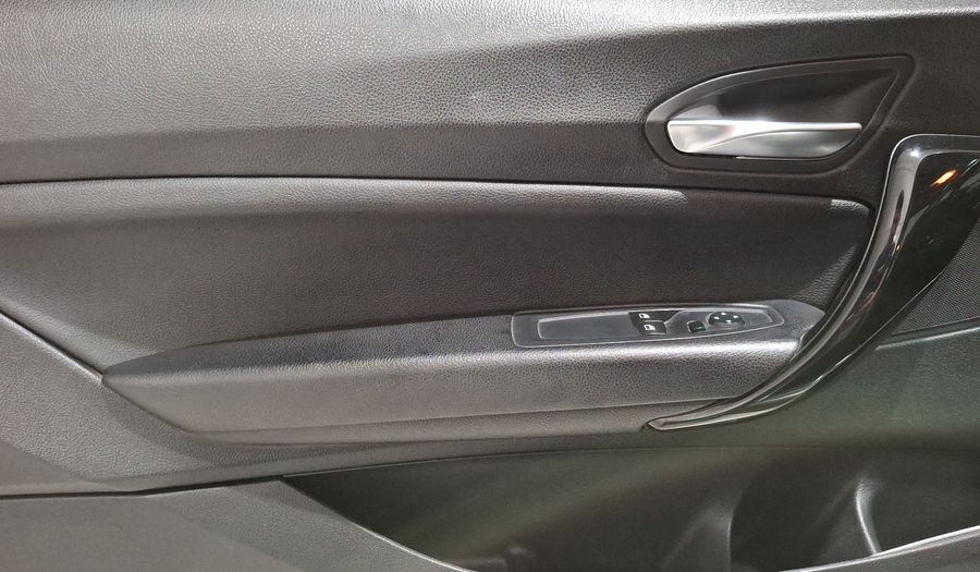 Bmw Serie 1 2.0 120IA SPORT LINE AUTO Hatchback 2017