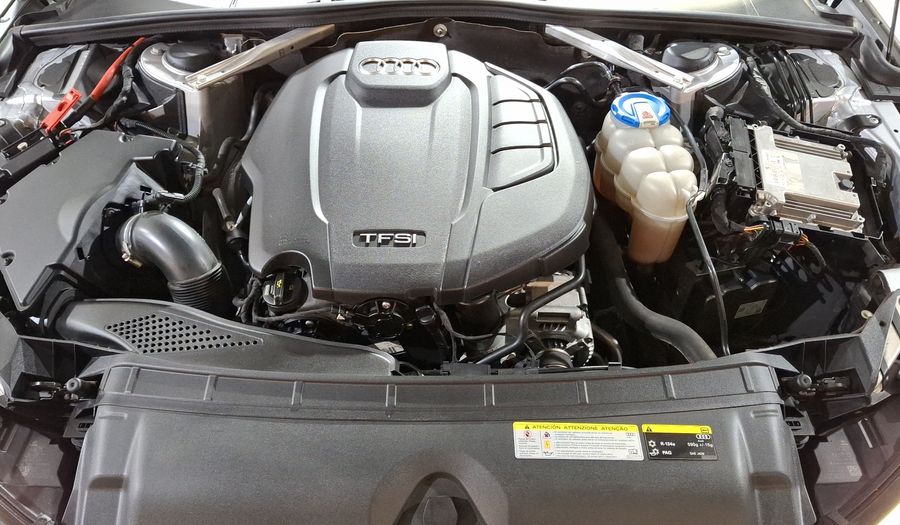 Audi A4 2.0 SELECT DCT Sedan 2018
