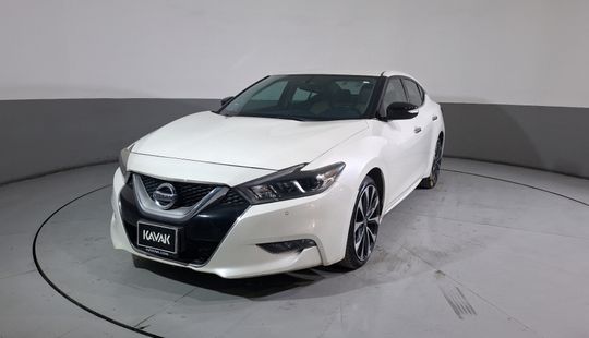 Nissan • Maxima