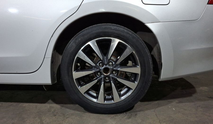 Nissan Altima 2.5 ADVANCE CVT Sedan 2017