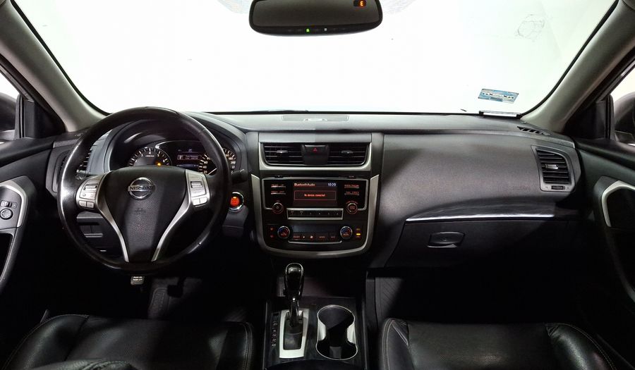 Nissan Altima 2.5 ADVANCE CVT Sedan 2017