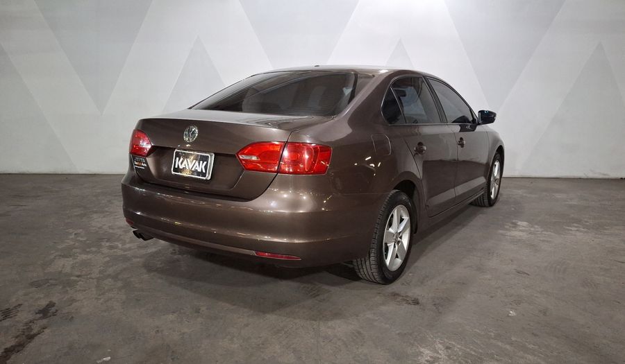 Volkswagen Jetta 2.5 STYLE TIPTRONIC Sedan 2011