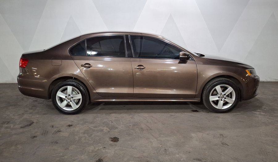 Volkswagen Jetta 2.5 STYLE TIPTRONIC Sedan 2011