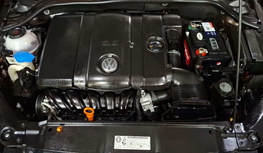 Volkswagen Jetta 2.5 STYLE TIPTRONIC Sedan 2011