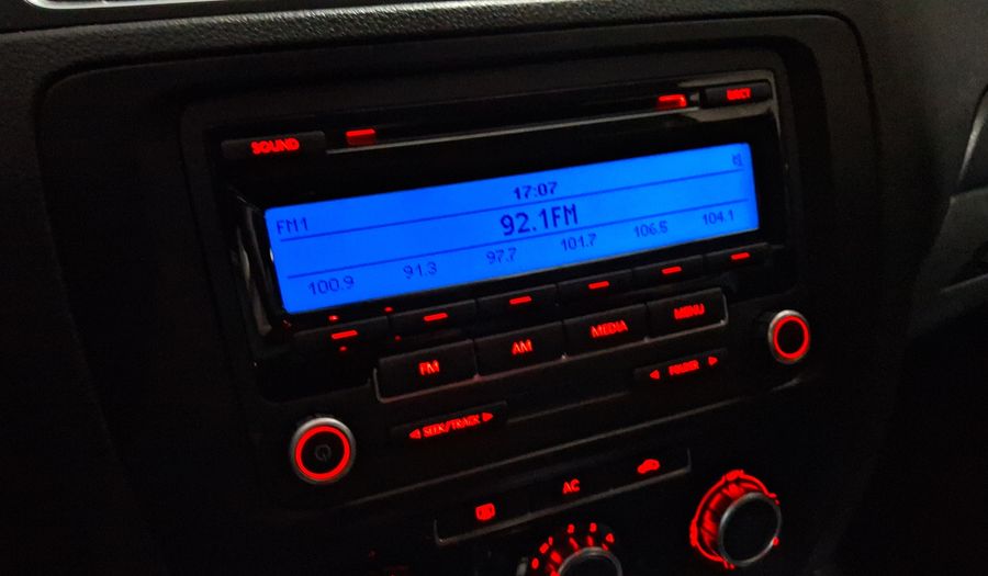 Volkswagen Jetta 2.5 STYLE TIPTRONIC Sedan 2011