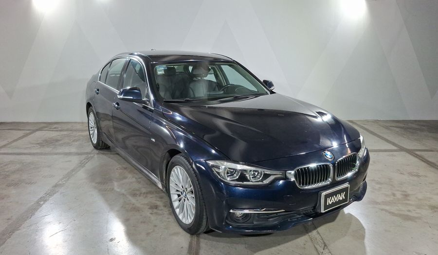 Bmw Serie 3 2.0 320IA LUXURY LINE Sedan 2016