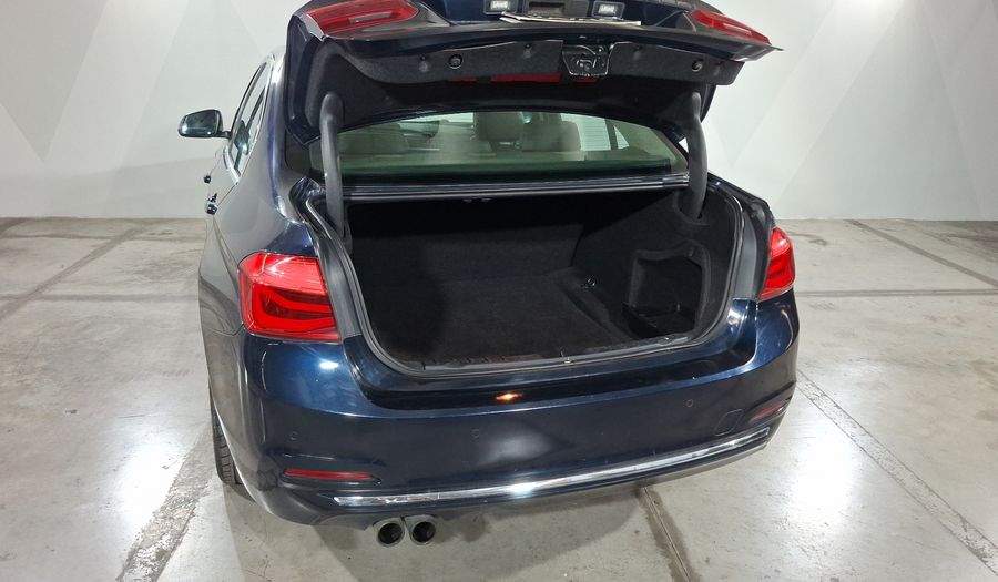 Bmw Serie 3 2.0 320IA LUXURY LINE Sedan 2016