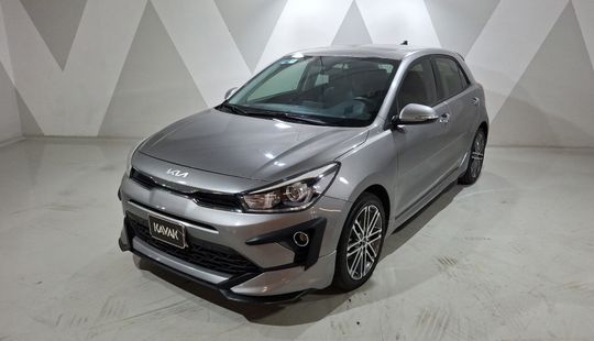 Kia • Rio