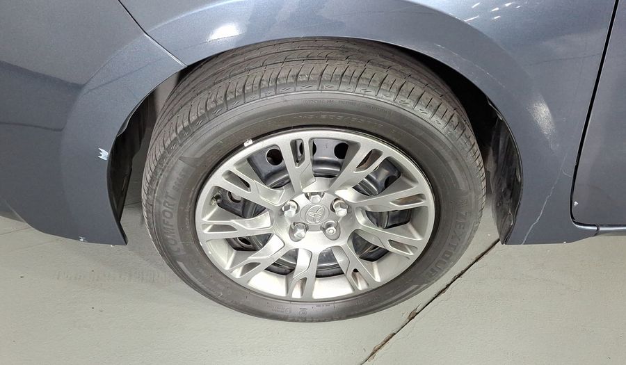 Toyota Corolla 1.8 BASE CVT Sedan 2015