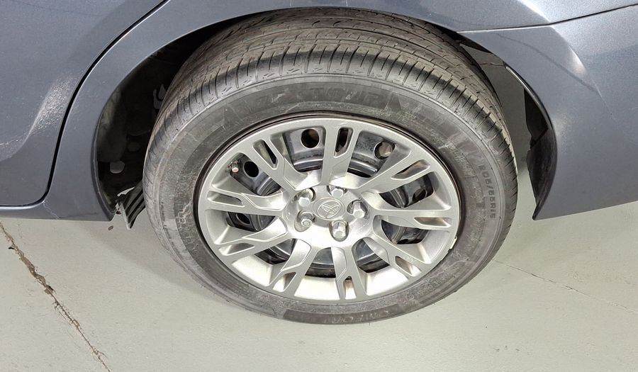 Toyota Corolla 1.8 BASE CVT Sedan 2015
