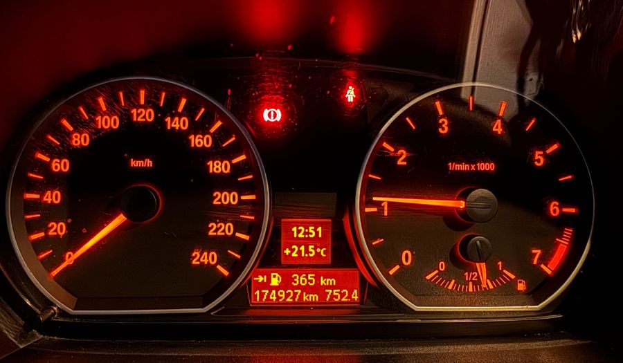 Bmw Serie 1 1.6 116I Hatchback 2012