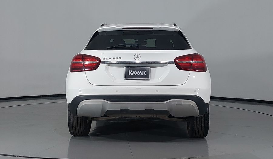 Mercedes Benz Clase Gla 1.6 GLA 200 DCT Suv 2019