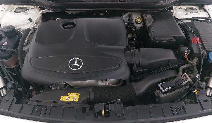 Mercedes Benz Clase Gla 1.6 GLA 200 DCT Suv 2019