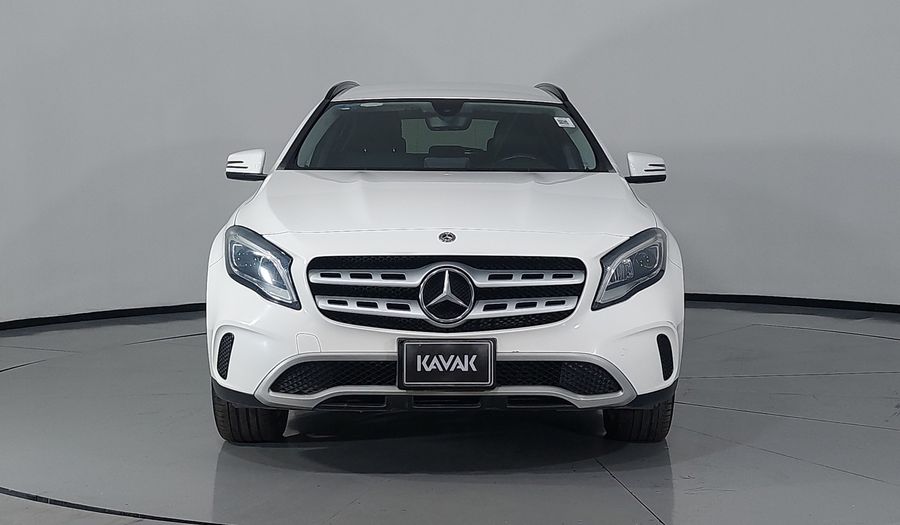 Mercedes Benz Clase Gla 1.6 GLA 200 DCT Suv 2019