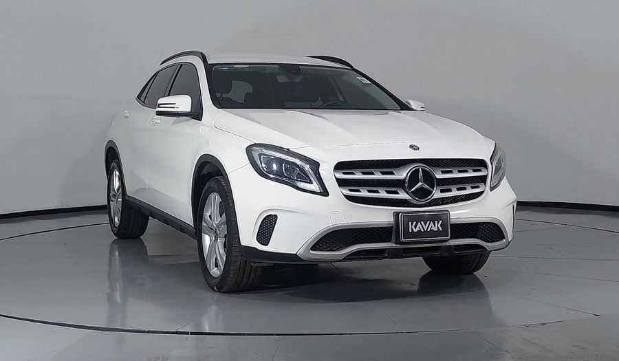 Mercedes Benz Clase Gla 1.6 GLA 200 DCT Suv 2019