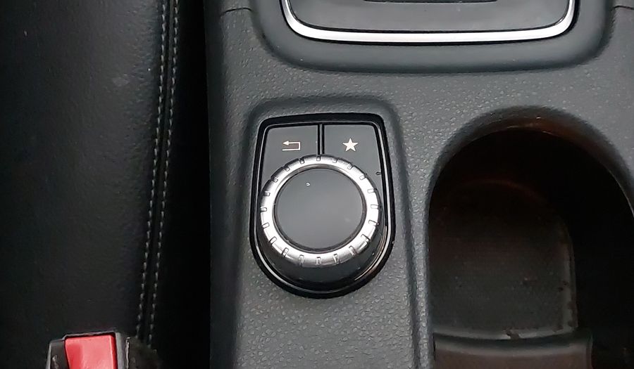 Mercedes Benz Clase Gla 1.6 GLA 200 DCT Suv 2019