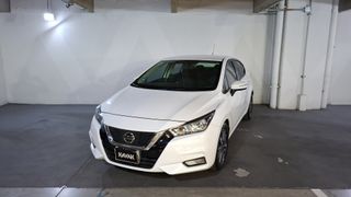 Nissan • Versa