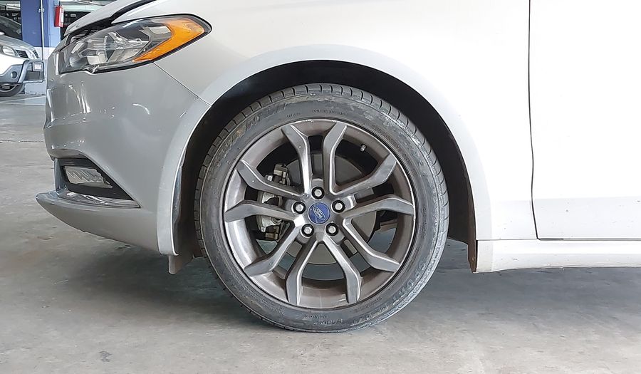 Ford Fusion 2.0 ECOBOOST SEL AUTO Sedan 2017