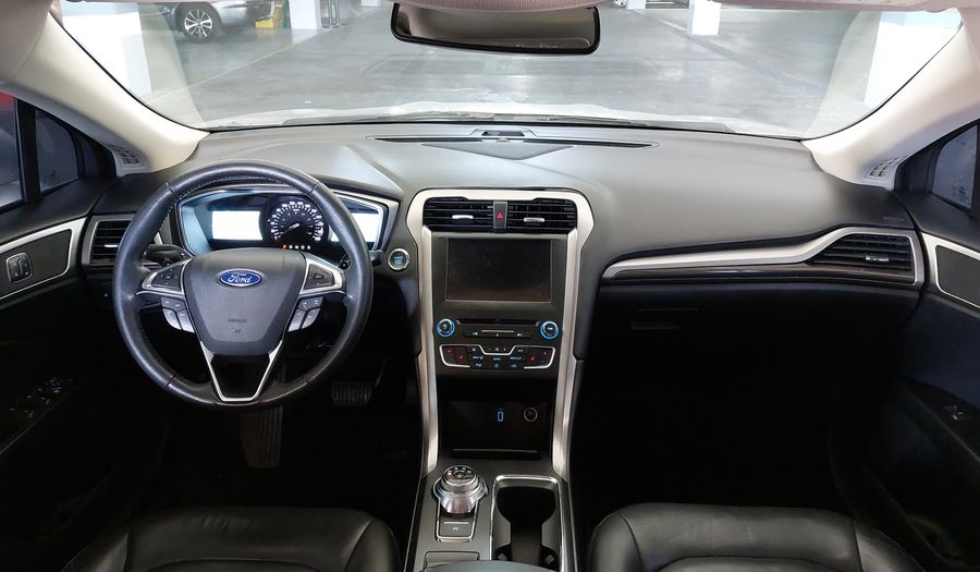 Ford Fusion 2.0 ECOBOOST SEL AUTO Sedan 2017