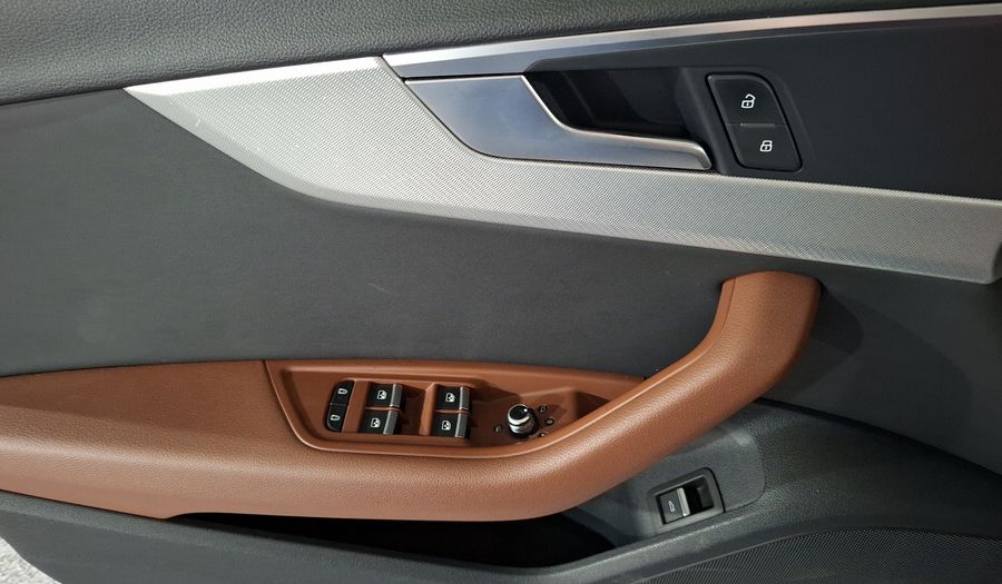 Audi A4 2.0 MHEV 40 TFSI SELECT DCT Sedan 2021