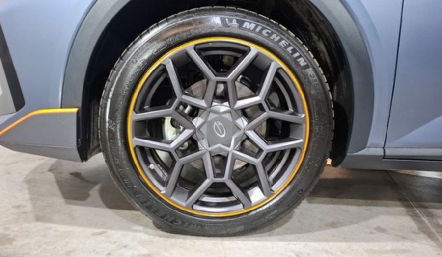 Gac Emzoom 1.5 GL RACER DCT Suv 2025