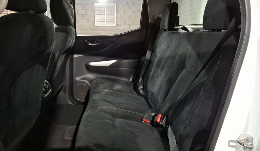 Nissan Np300 2.5 LE TM AC Pickup 2018