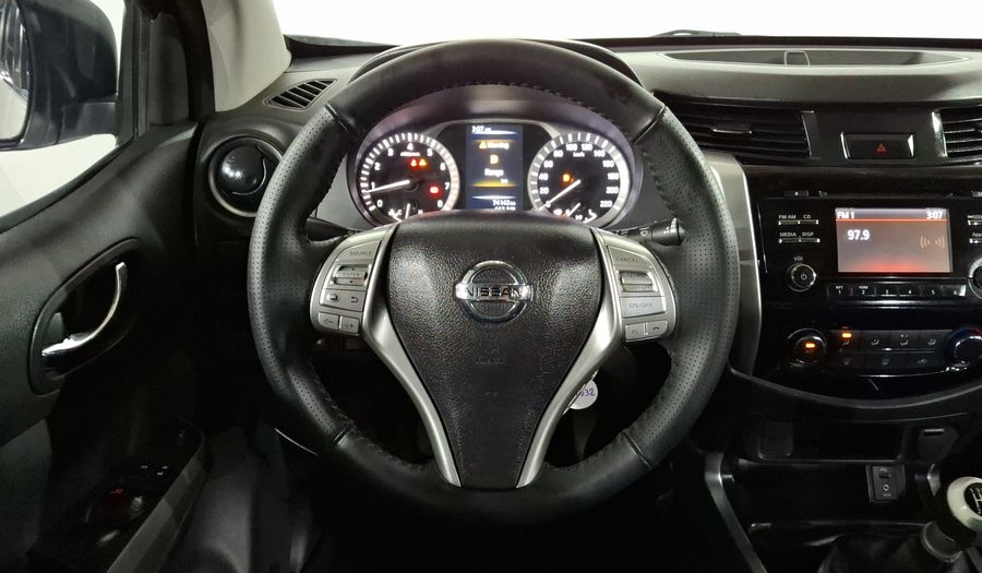 Nissan Np300 2.5 LE TM AC Pickup 2018