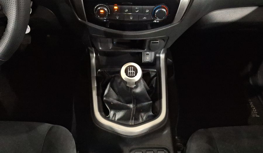 Nissan Np300 2.5 LE TM AC Pickup 2018