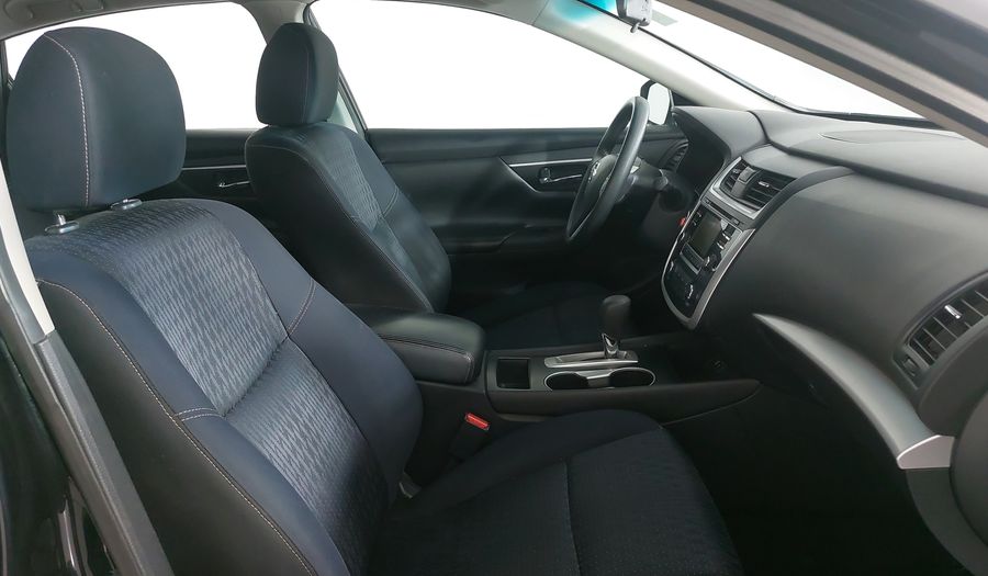 Nissan Altima 2.5 SENSE CVT Sedan 2017