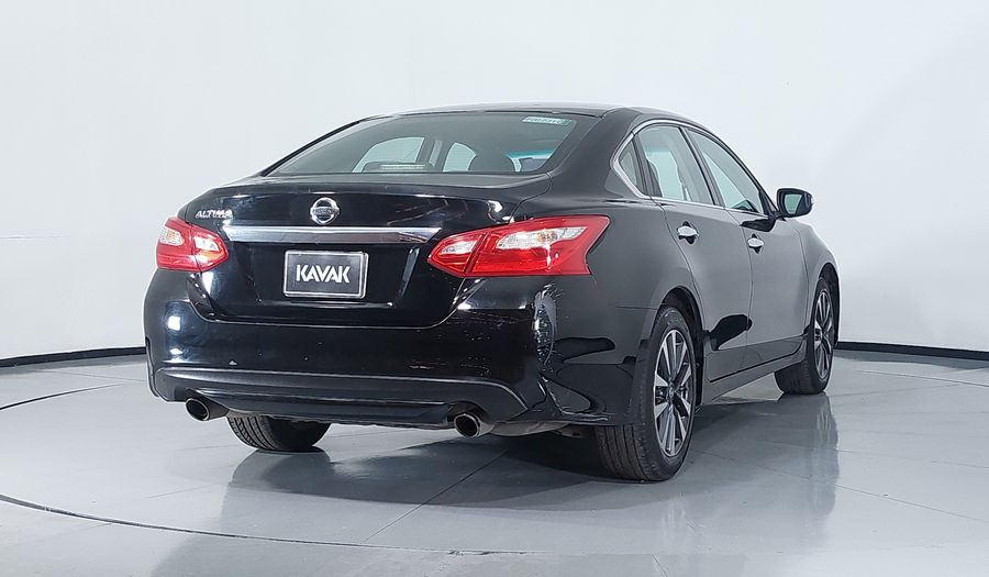 Nissan Altima 2.5 SENSE CVT Sedan 2017