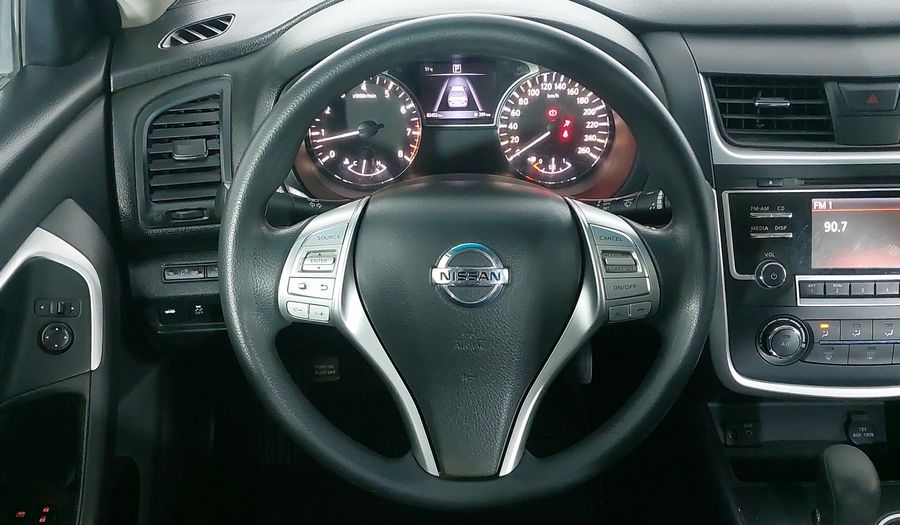 Nissan Altima 2.5 SENSE CVT Sedan 2017