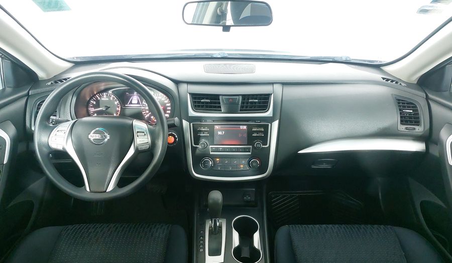 Nissan Altima 2.5 SENSE CVT Sedan 2017