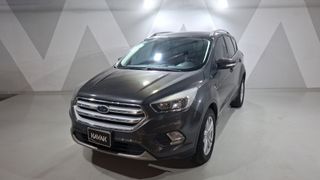 Ford • Escape