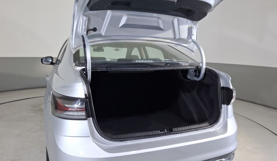 Volkswagen Virtus 1.6 TRENDLINE AUTO Sedan 2025