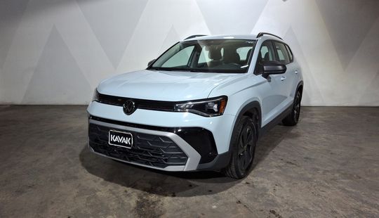 Volkswagen • Taos