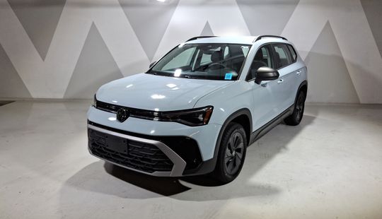 Volkswagen • Taos
