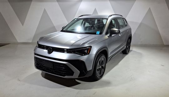 Volkswagen • Taos