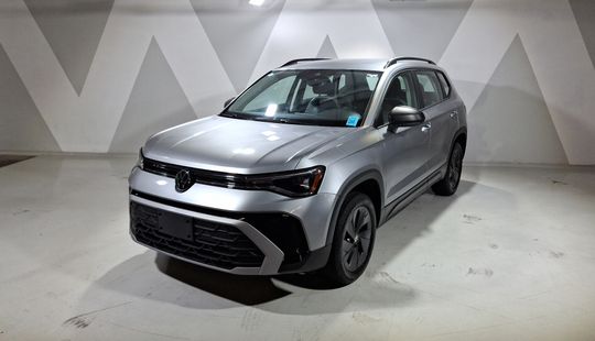 Volkswagen • Taos