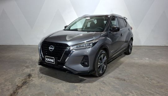 Nissan • Kicks Play