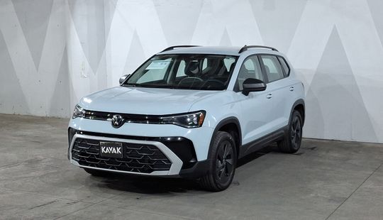 Volkswagen • Taos