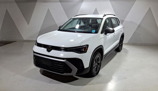 Volkswagen • Taos