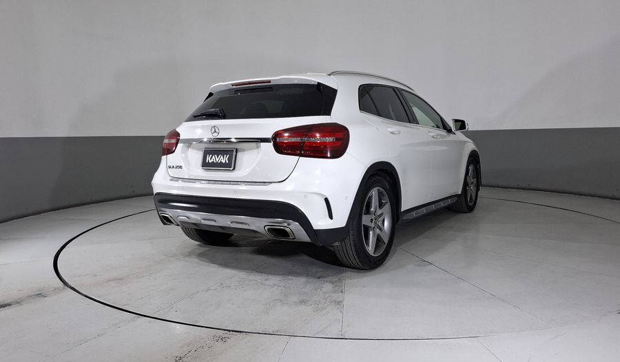 Mercedes Benz Clase Gla 2.0 GLA 250 SPORT DCT Suv 2019