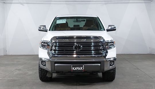 Toyota • Tundra