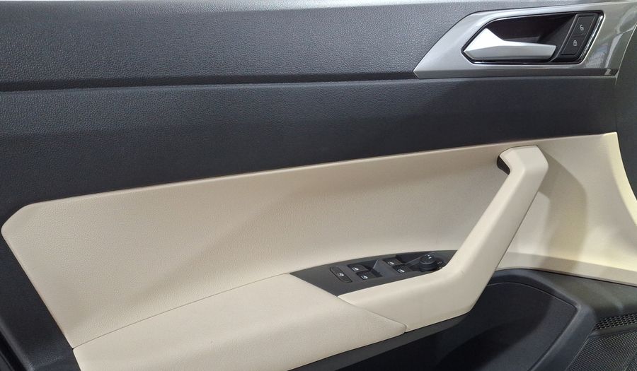 Volkswagen Virtus 1.0 HIGHLINE AUTO Sedan 2024